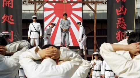 ▲KBS 수목드라마 '각시탈'에서 일본경찰이 독립군 대장 목담사리를 경성역 앞에서 공개처형을 준비하고 있는 장면
